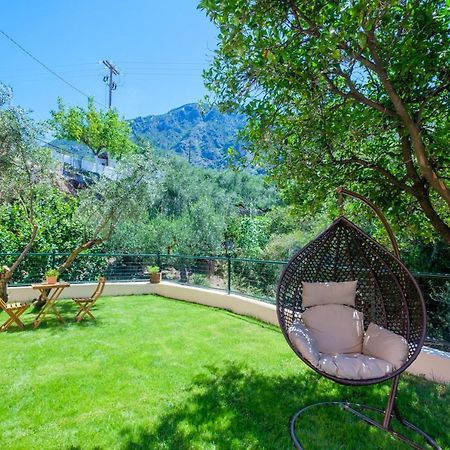 Almyros Aktis Private Garden Apartment Kalamata Esterno foto